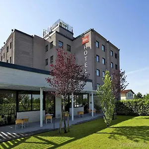 Ibis Firenze Prato Est Ξενοδοχείο